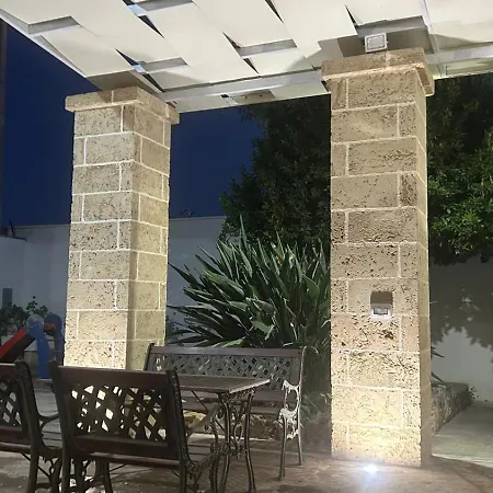 Simonetta אליסטה